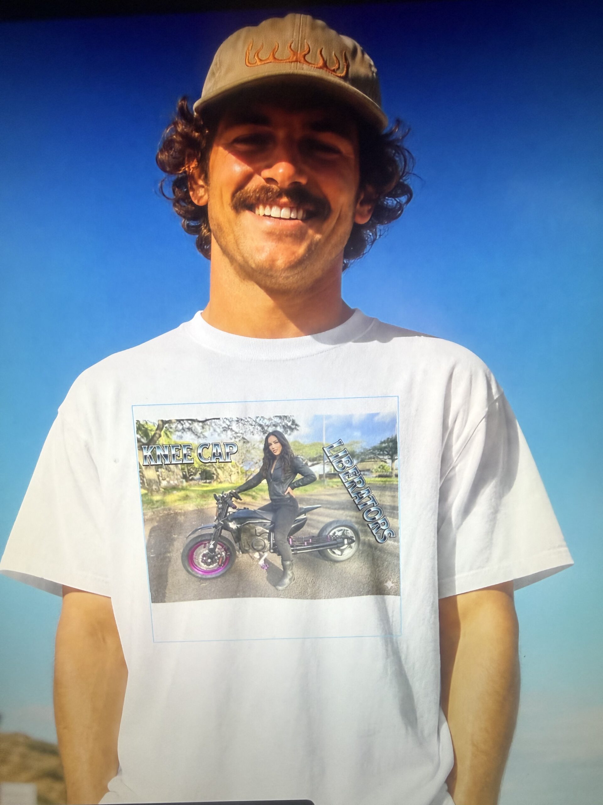 knee Cap liberators t-shirt - Image 2